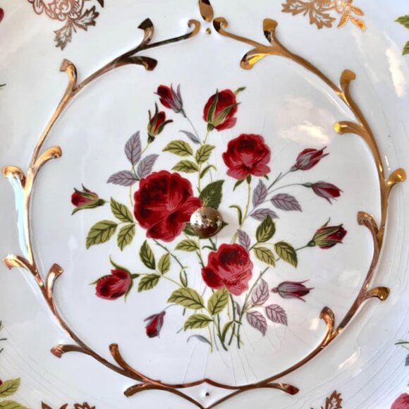 Vintage “Red Red Roses” Avon cake stand 🌹 - Picture 5 of 7